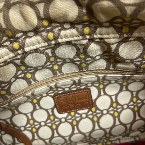 Fossil Key-Per Coated Canvas Floral Large Tote Bag With Key top magnetic closure - Picture 9 of 14